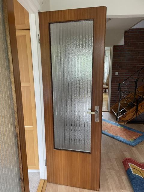 Glasdörrar i teak från slutet av 50-talet. Inklusive karm och handtag. (Mått utan karm 1330 x 2020)Finns på Tyresö, Stockholm