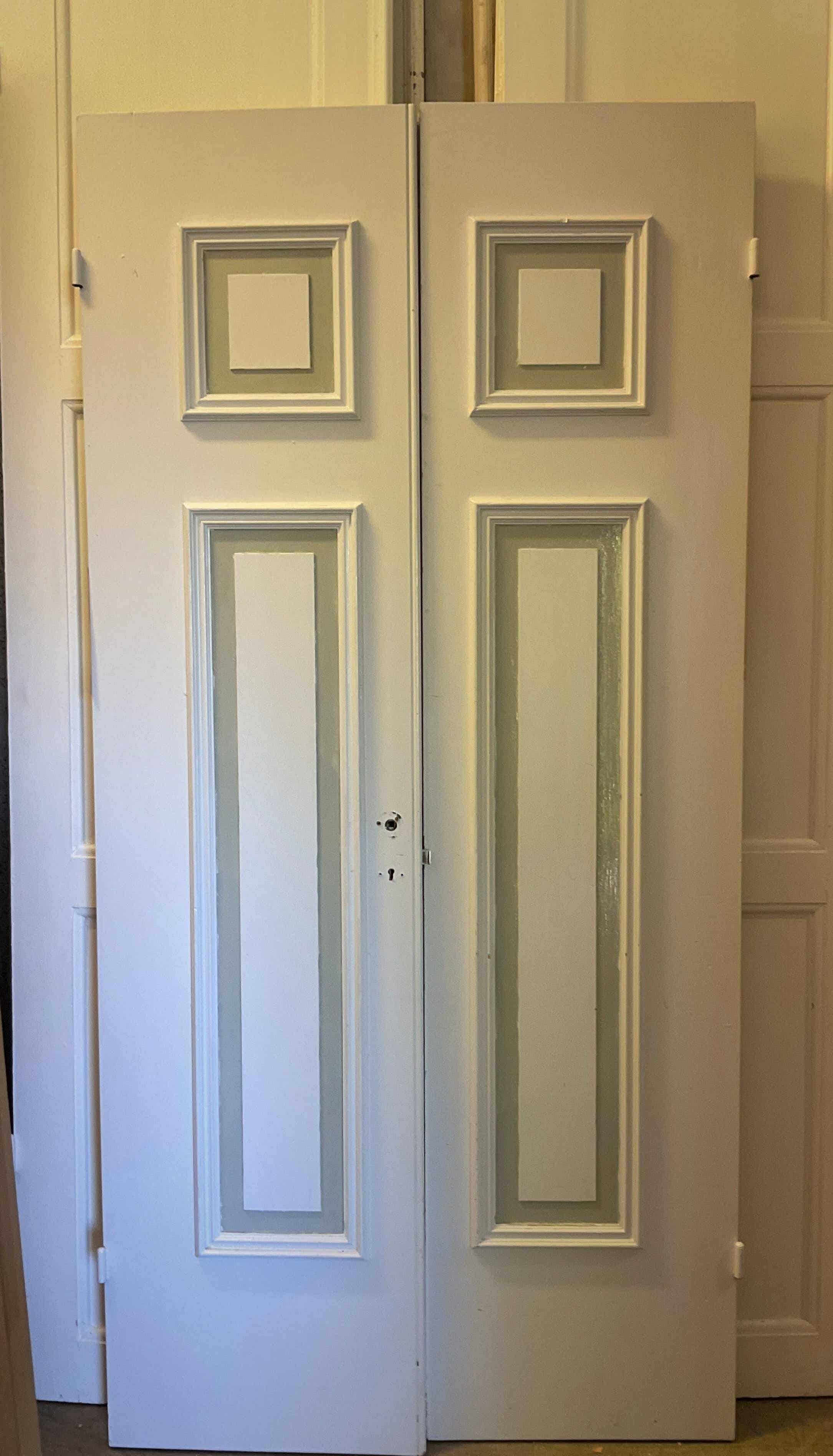 666. Pardörr