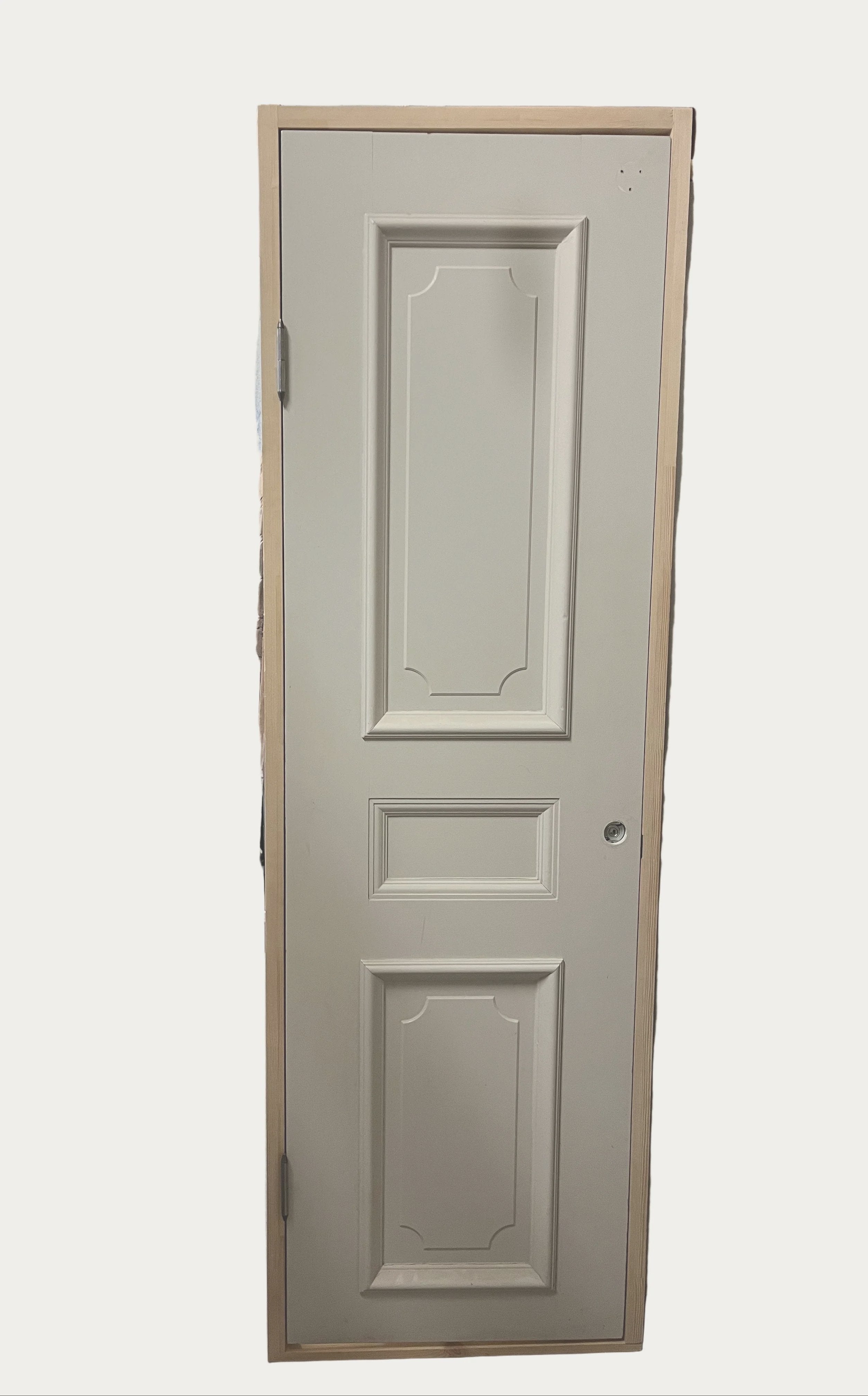 718. WC-dörr med karm