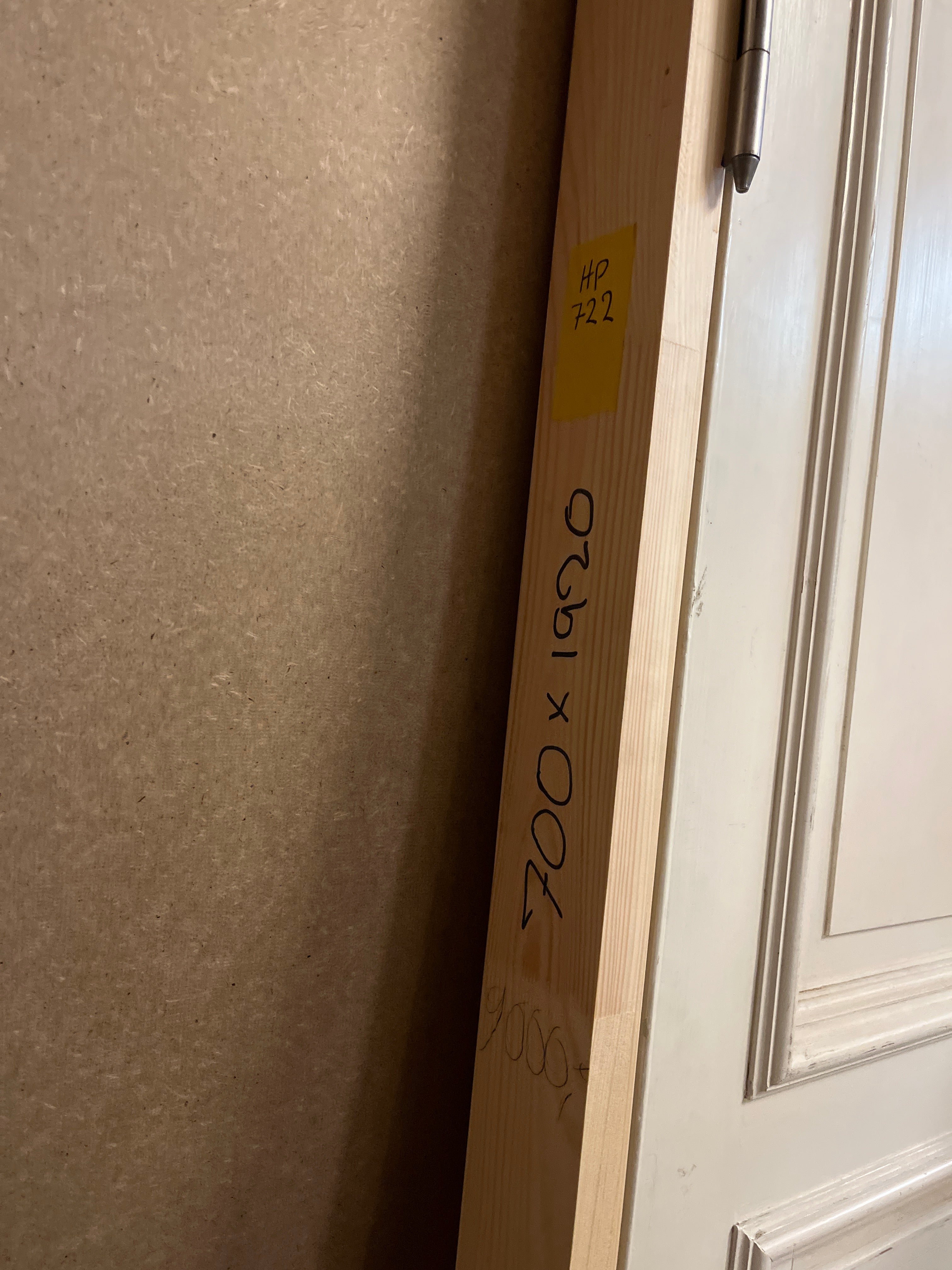 722. Wc dörr