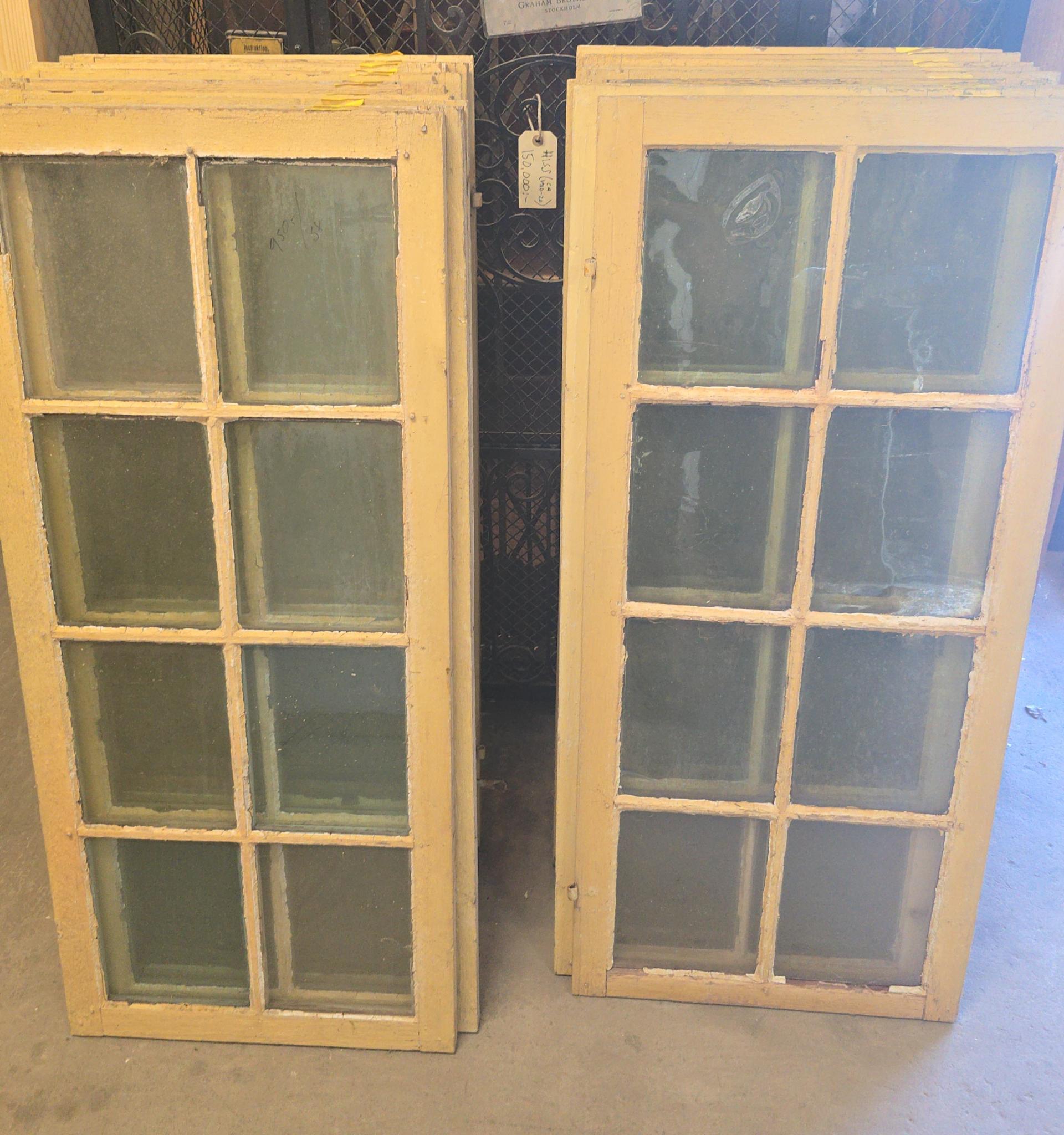 Gammalt grönt glas. 950 kr/ st.